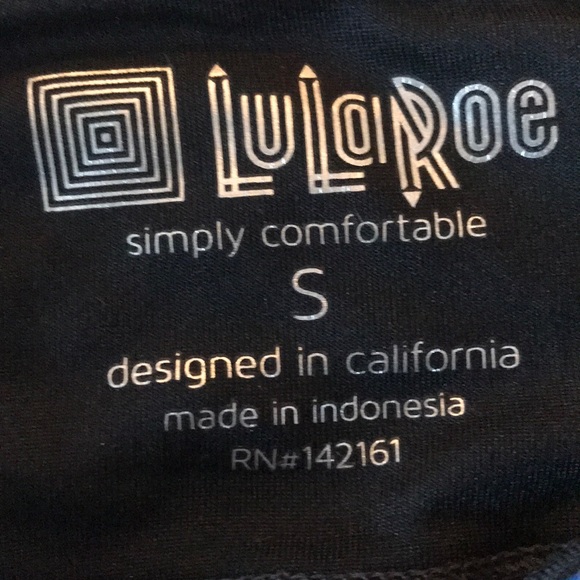 LuLaRoe Workout Capris - Picture 3 of 3